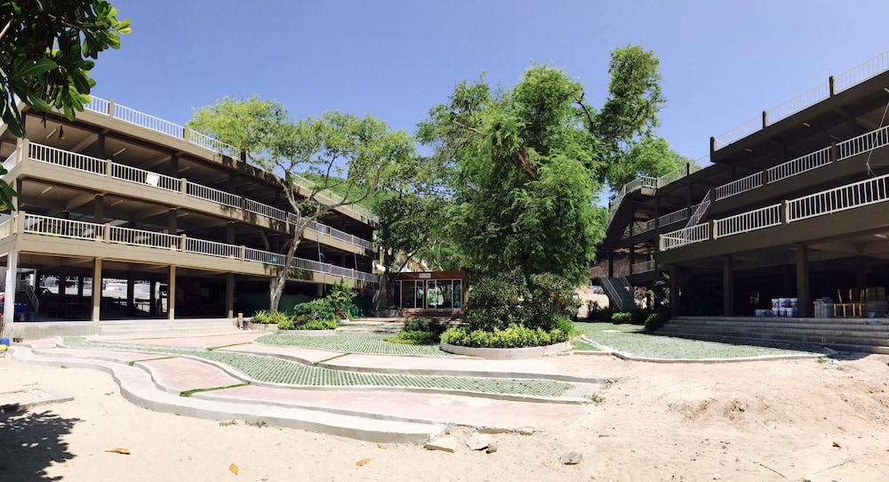 Sealey Resort Koh Larn 13/41