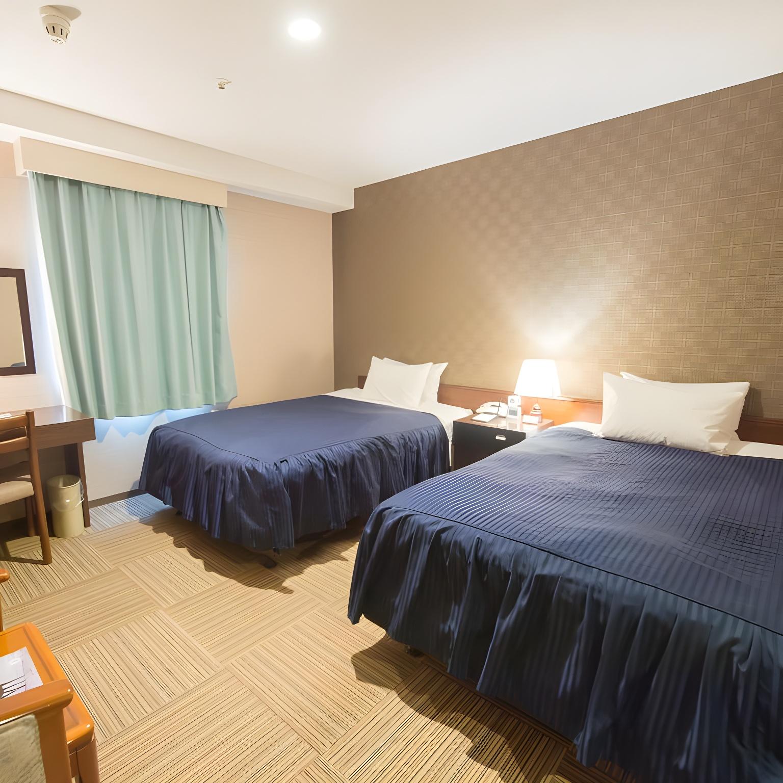 Standard, Twin Beds, Smoking