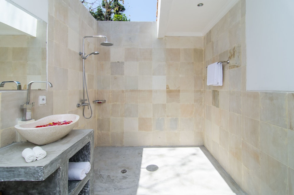 فيلا إليت بسرير كينج وسرير كوين، Sanglung Villa 5/10