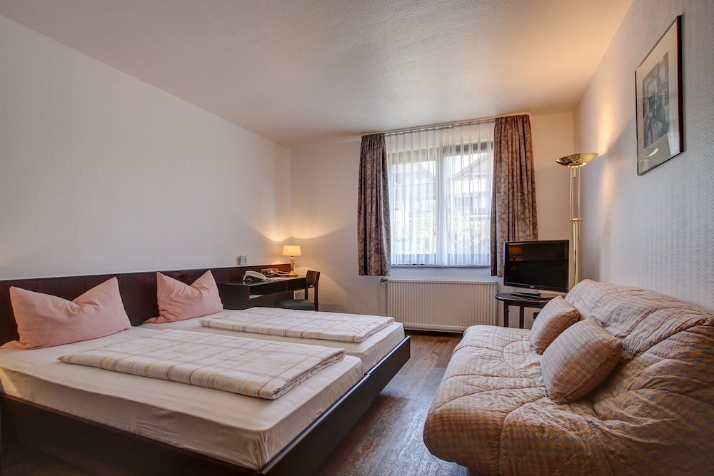 Trip Inn City Hotel Krefeld 11/50