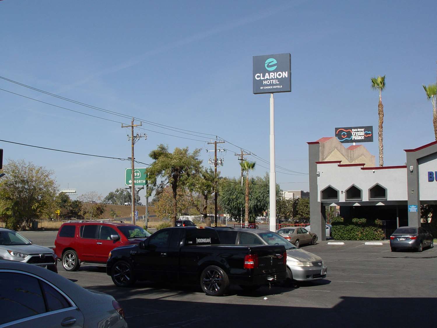 Clarion Hotel Bakersfield North 20/34