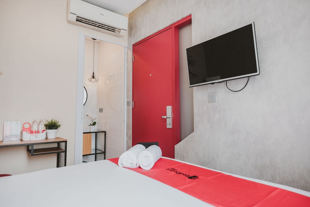 Reddoorz Plus @ Thamrin 28/50