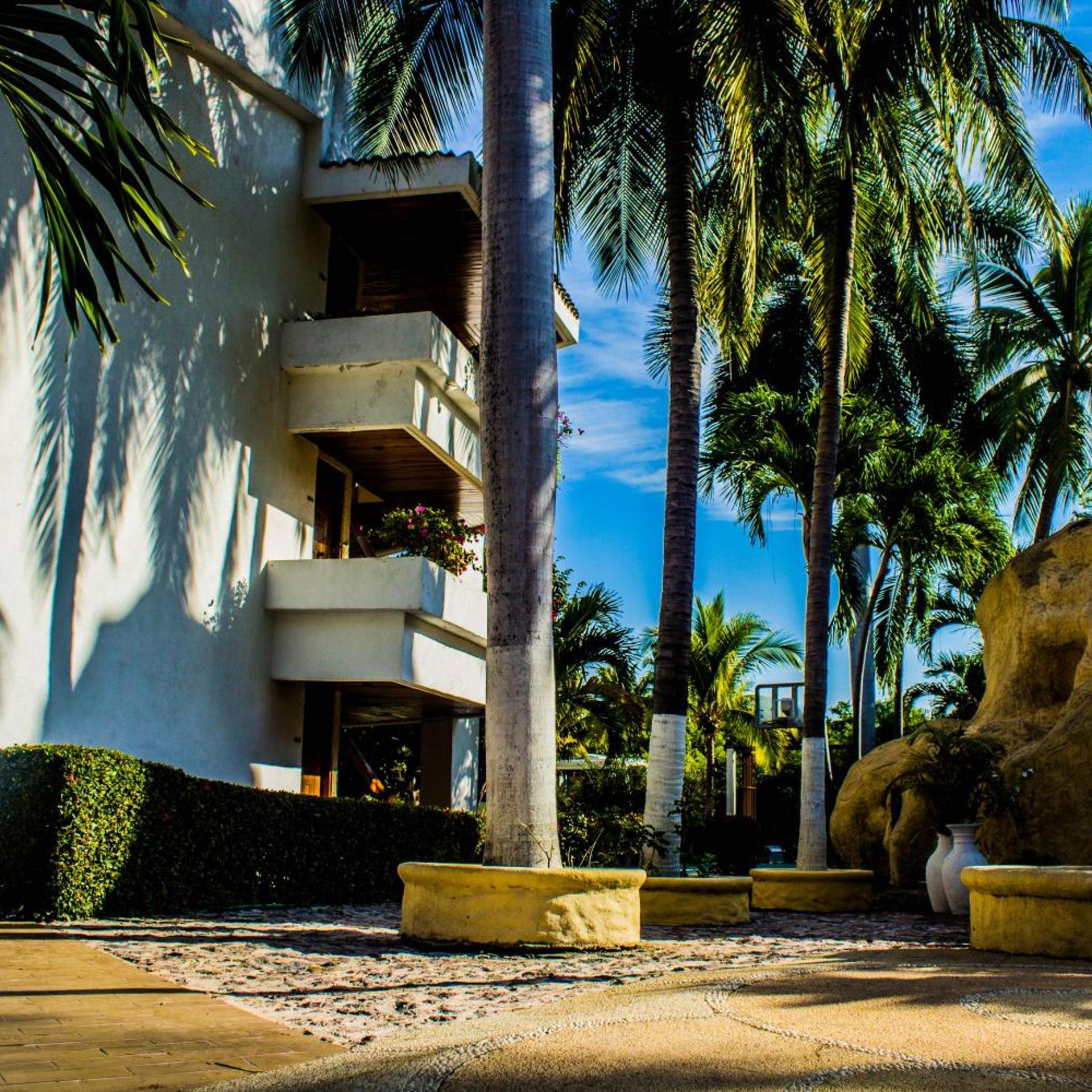 Ixtapa Palace Resort 44/47