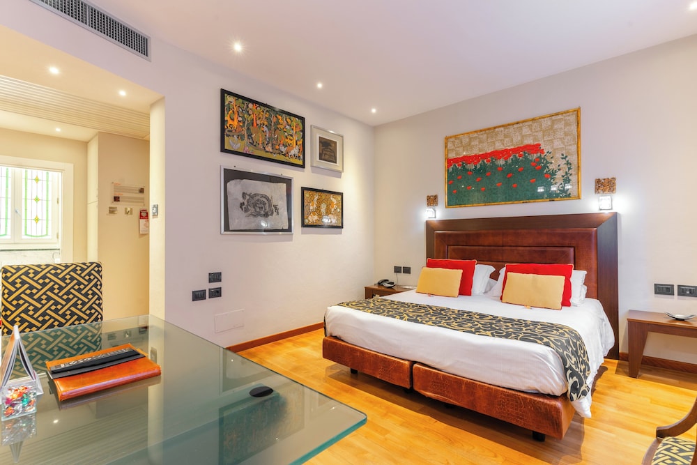 STUDIO, QUEEN BED, ANNEX