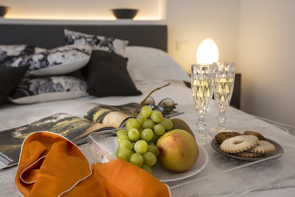 Palermo In Suite Aparthotel Shs 24/52