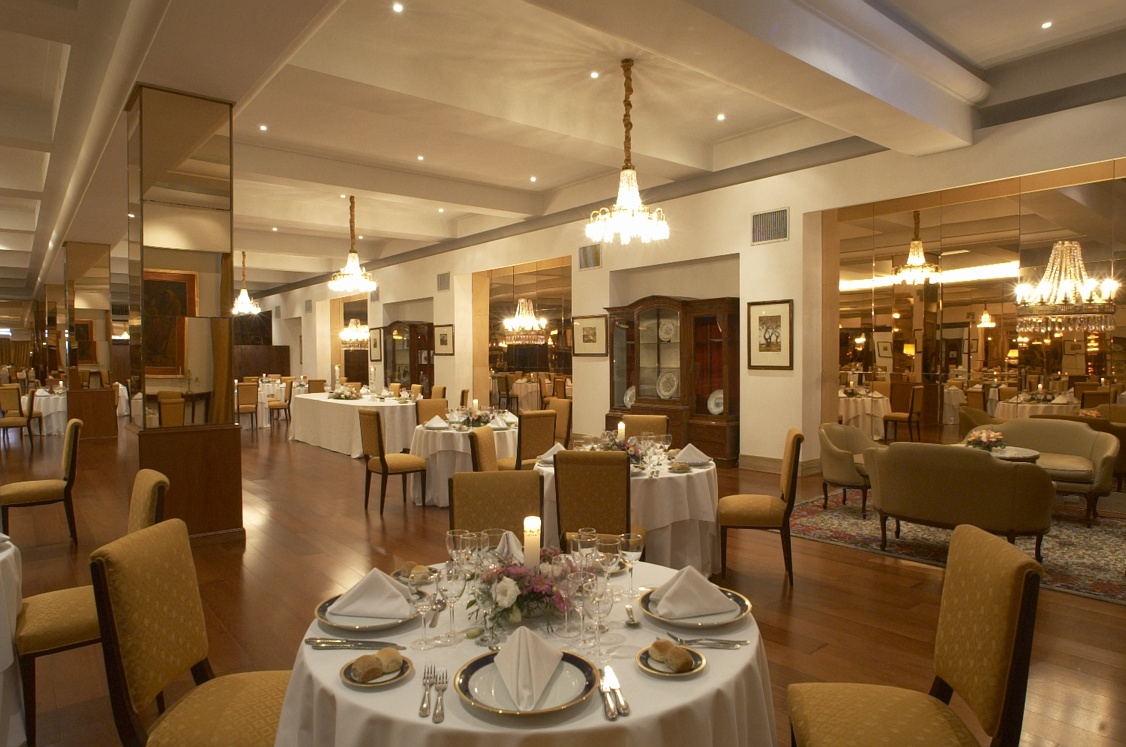 Hermitage Hotel 20/25
