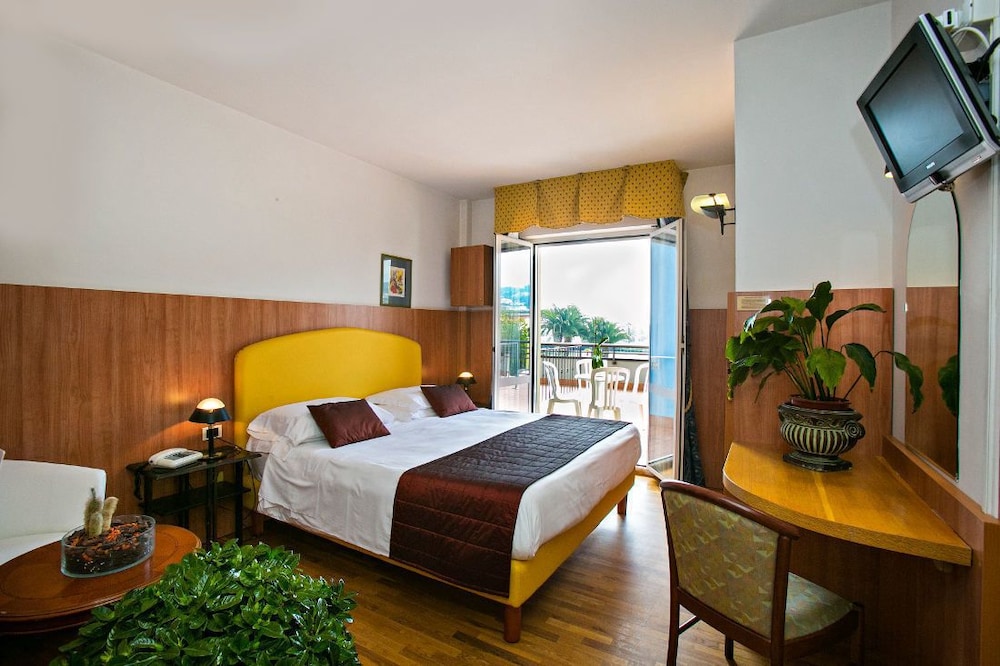 PARCO DEI PRINCIPI GRAND HOTEL AND SPA 18/50