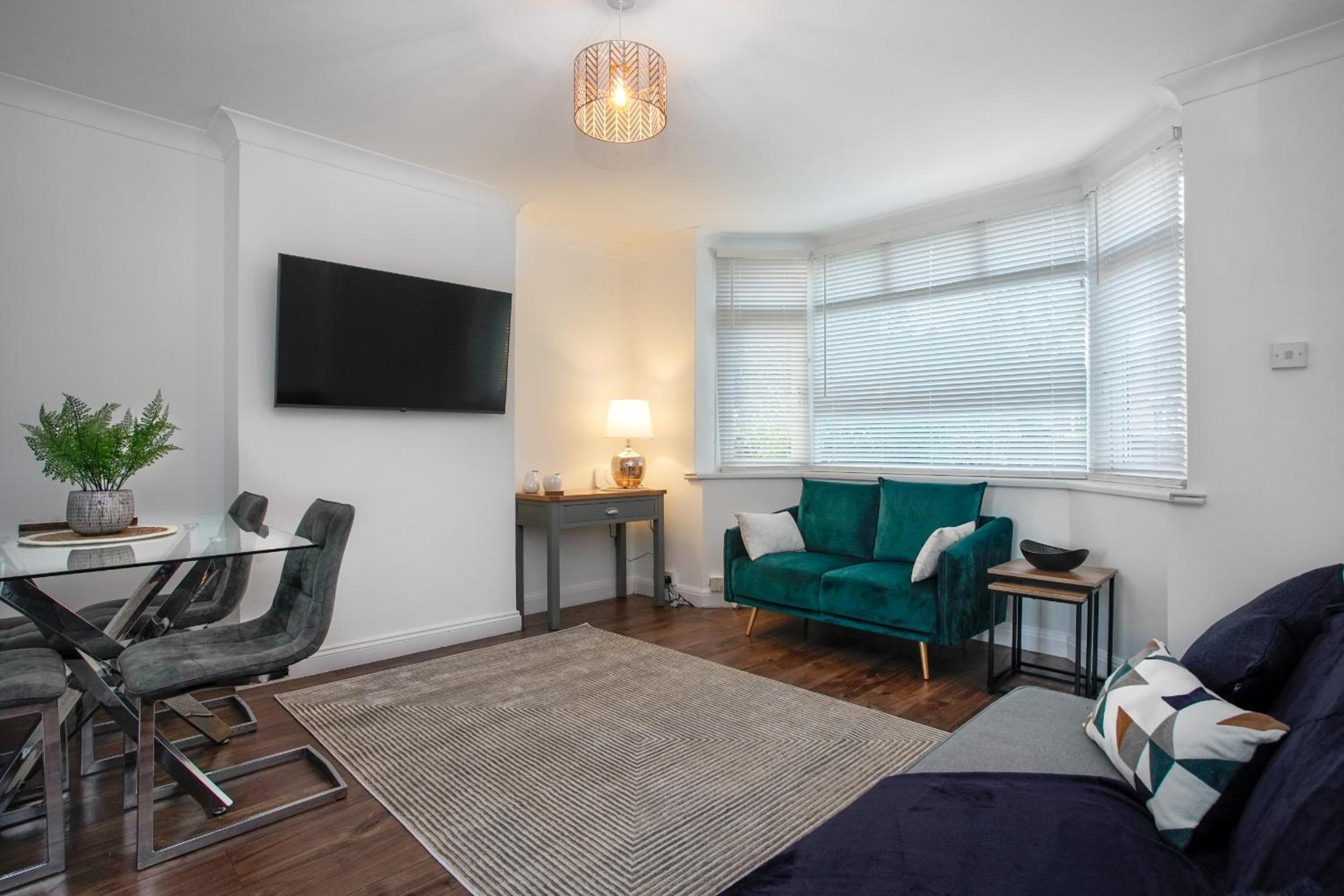 Premier Inn Colchester (Cowdray Avenue) 56/70