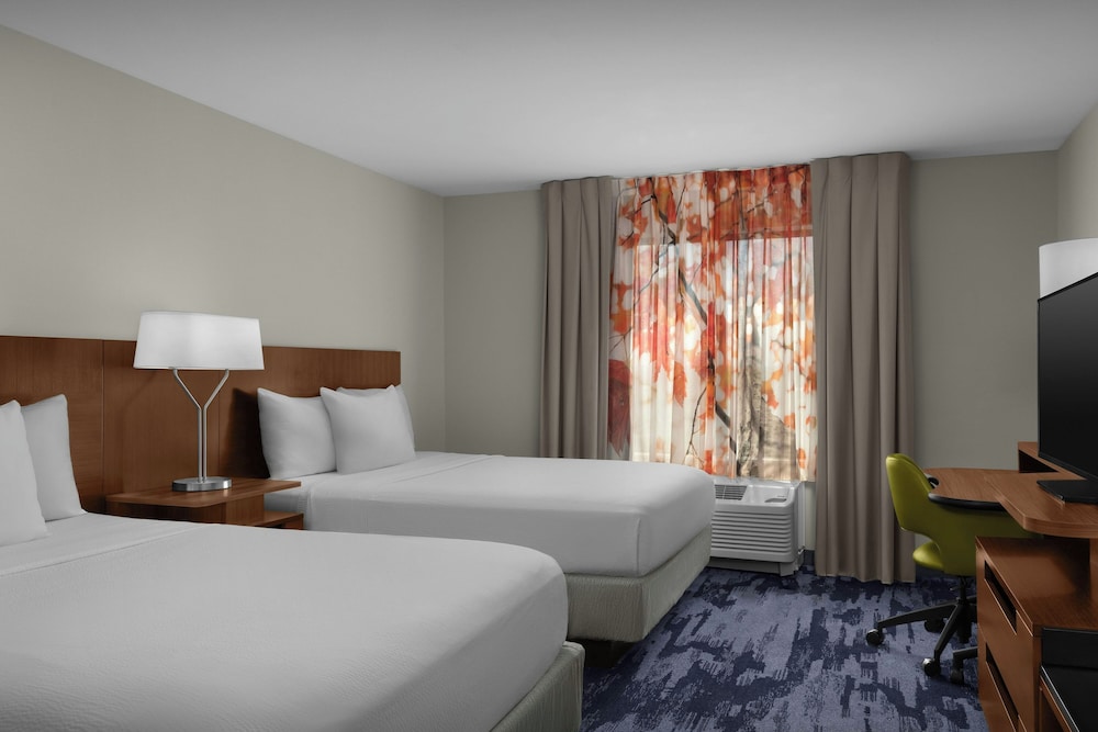 غرفة بسريرين كوين لذوي الإعاقة