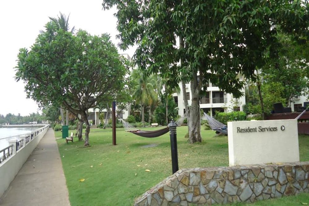 Riverside Serviced Apartments 38/72