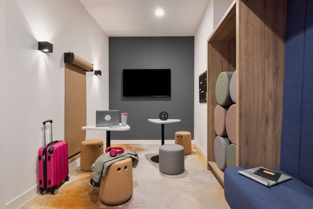 Moxy Vienna City East 54/61