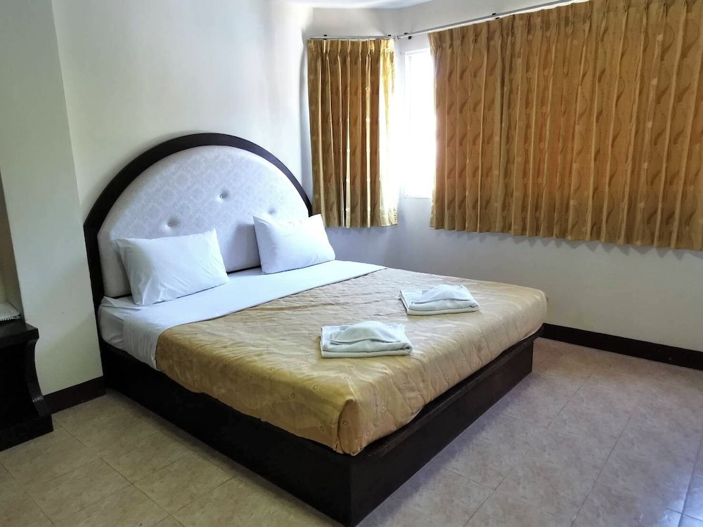 Kata Place Hotel 13/50