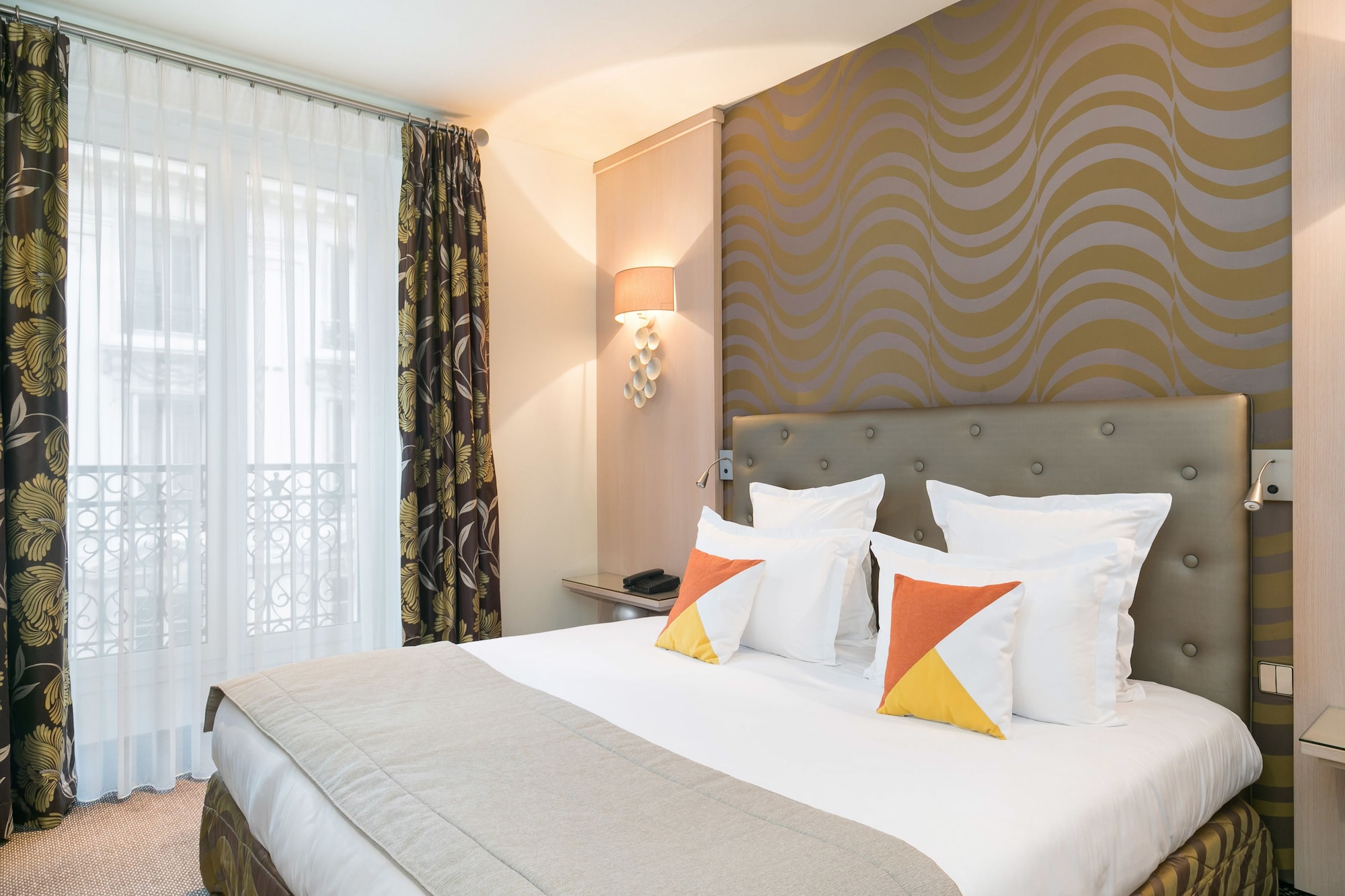 SUPERIOR, DOUBLE BED