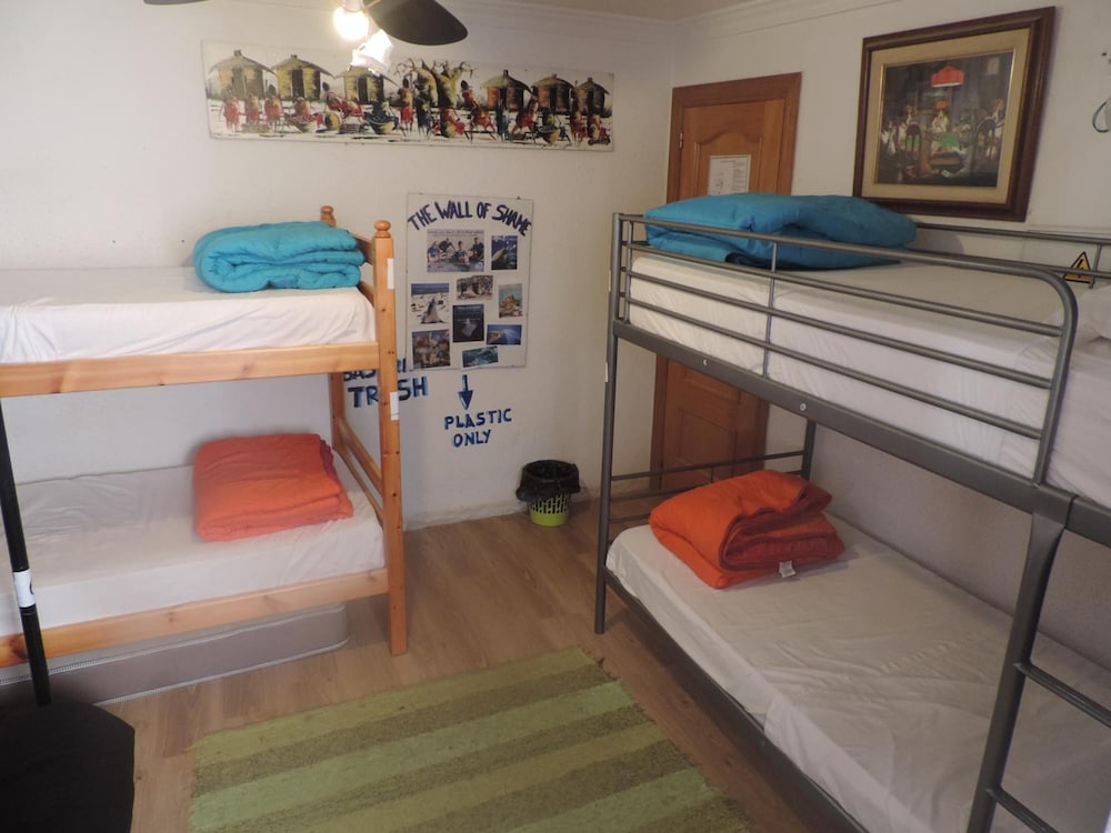 Hostal El Cascabel 52/75