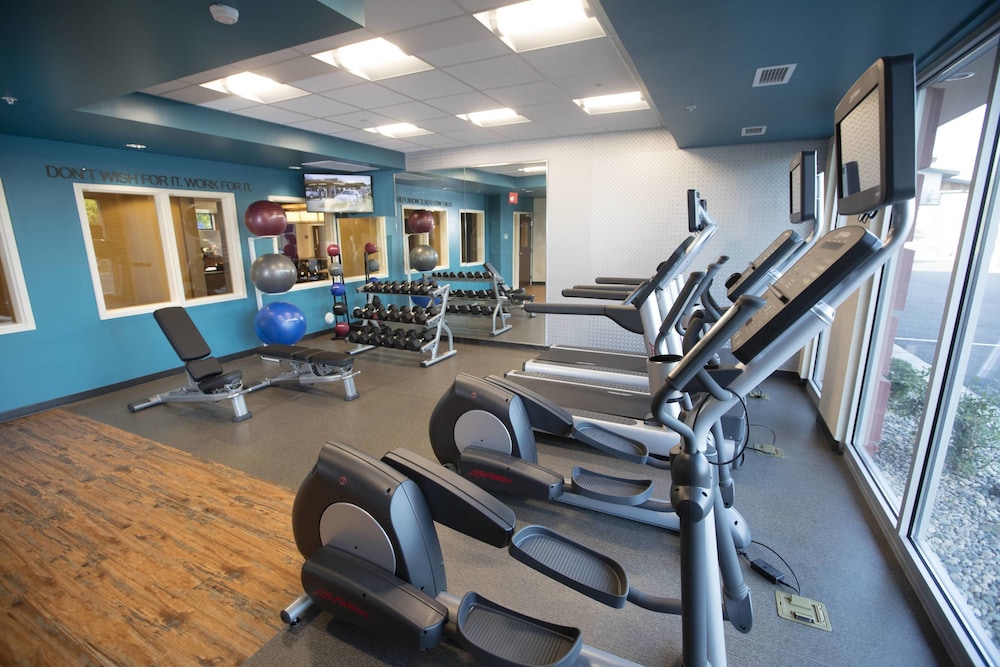 Fairfield Inn And Suites Detroit Lakes 16/33