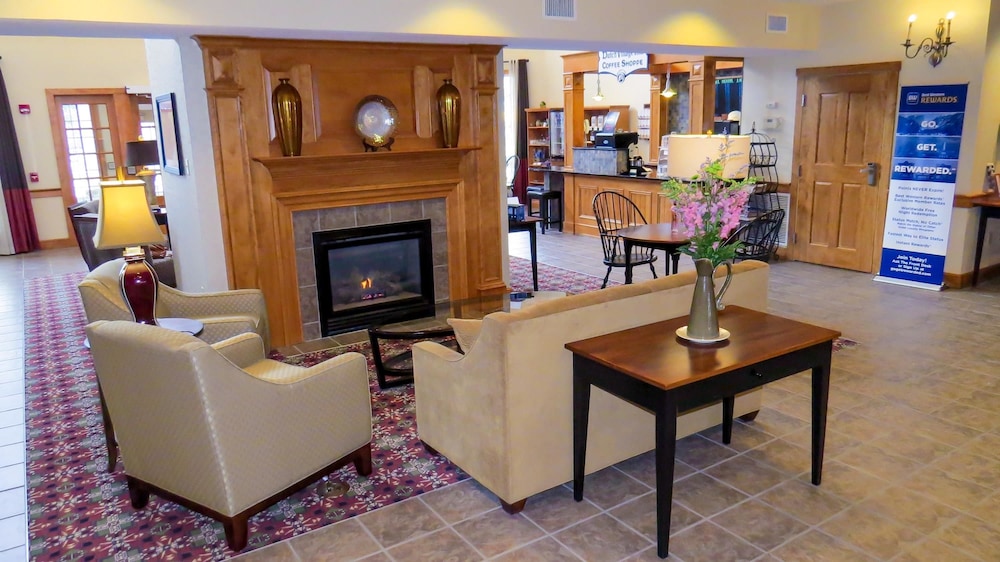 Best Western Plus Dutch Haus Inn And Suites 31/48