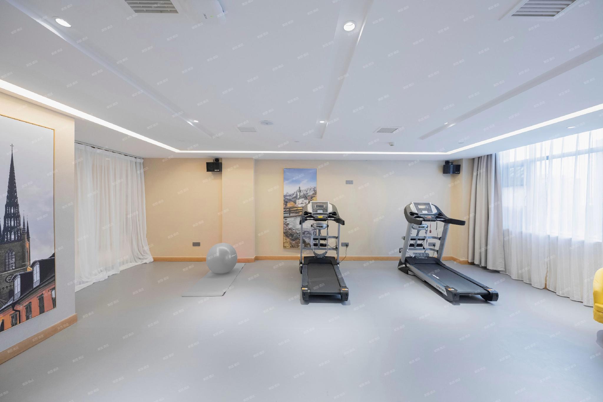 Vienna International Hotel (Wuhan Yangluo new port) 24/40