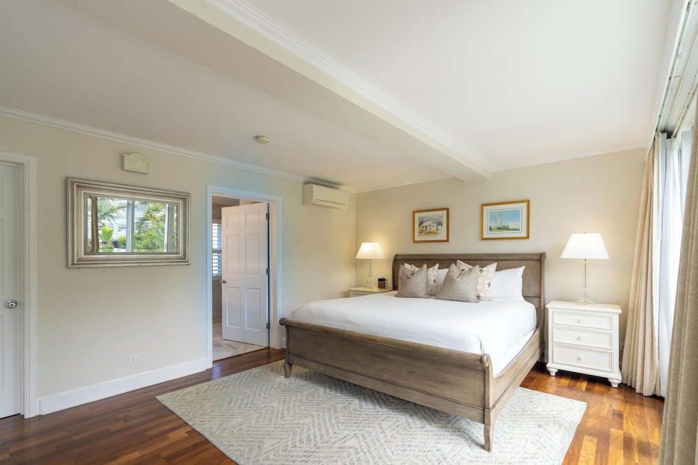 Rosedon Hotel 12/54