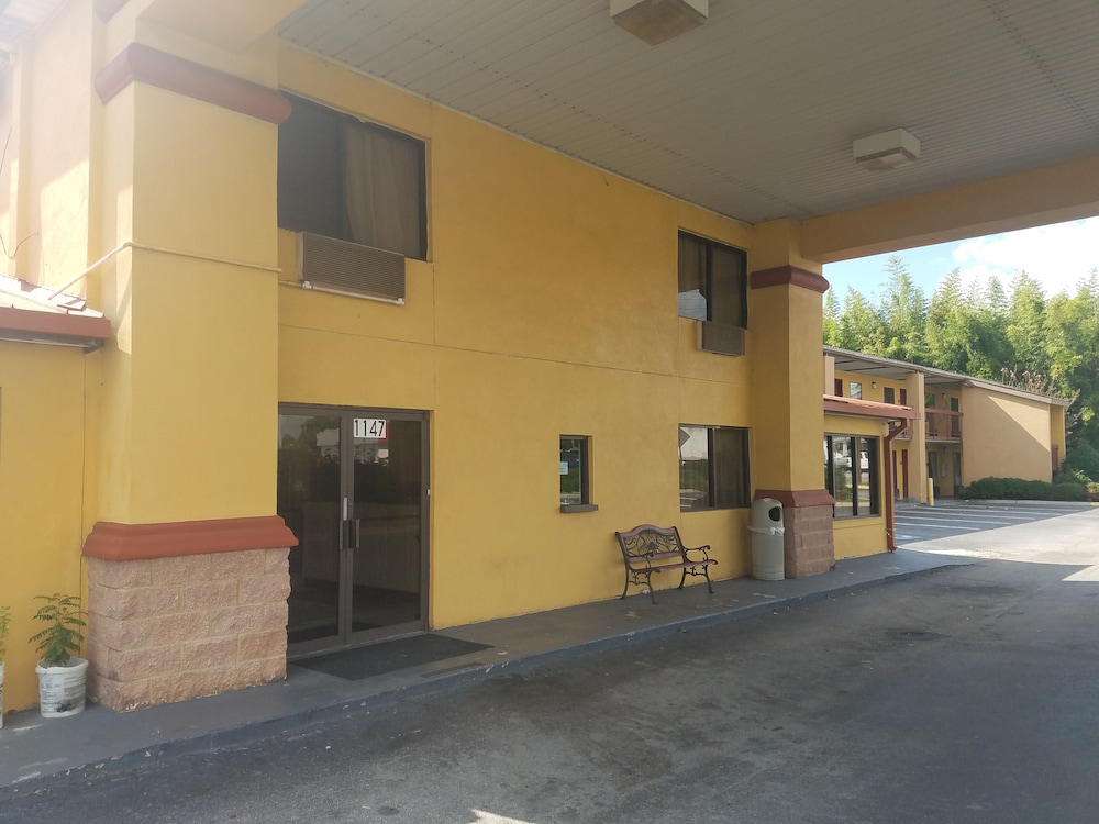 Quality Inn Newberry 22/33