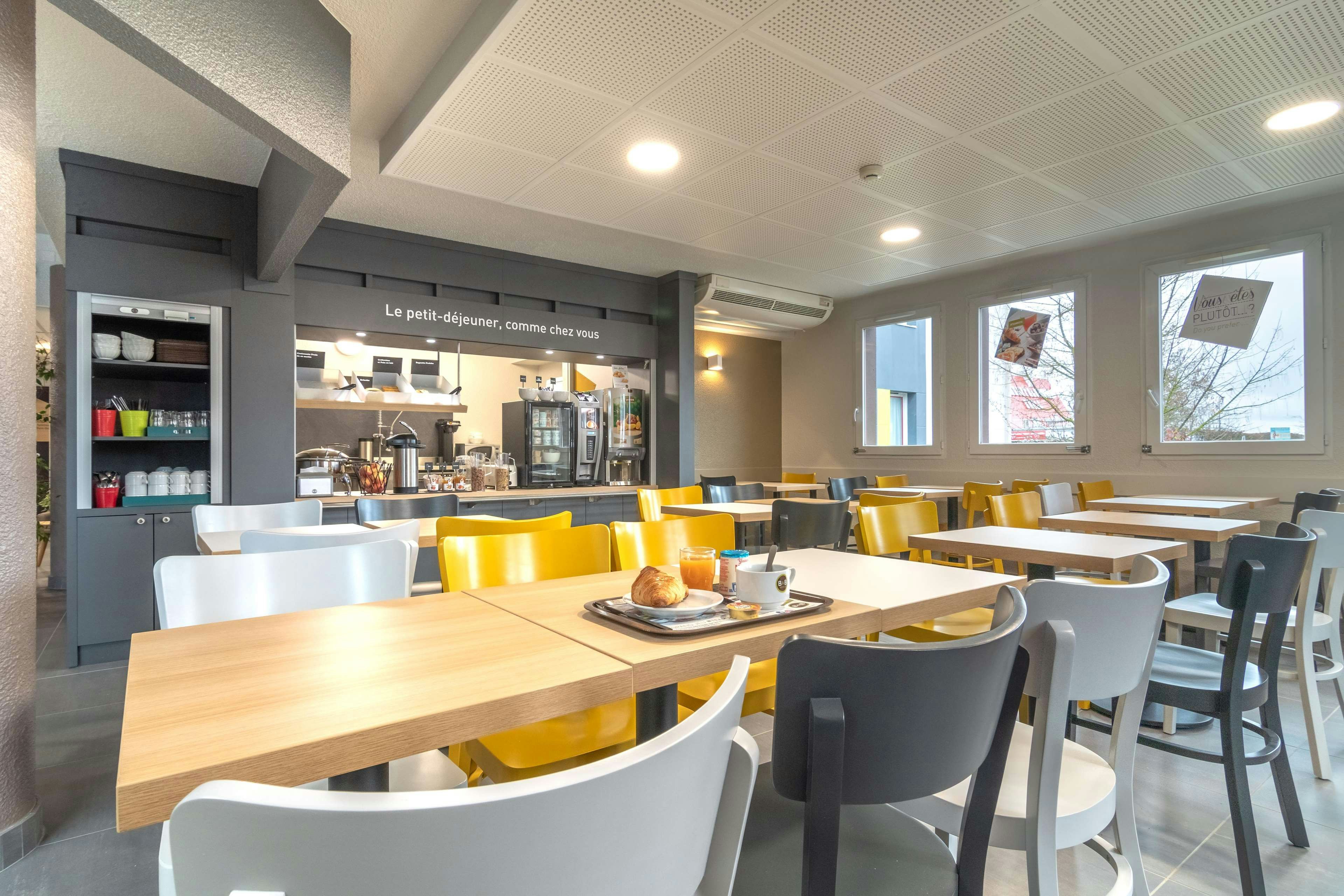 B&B Hotel Chateauroux Deols 8/14