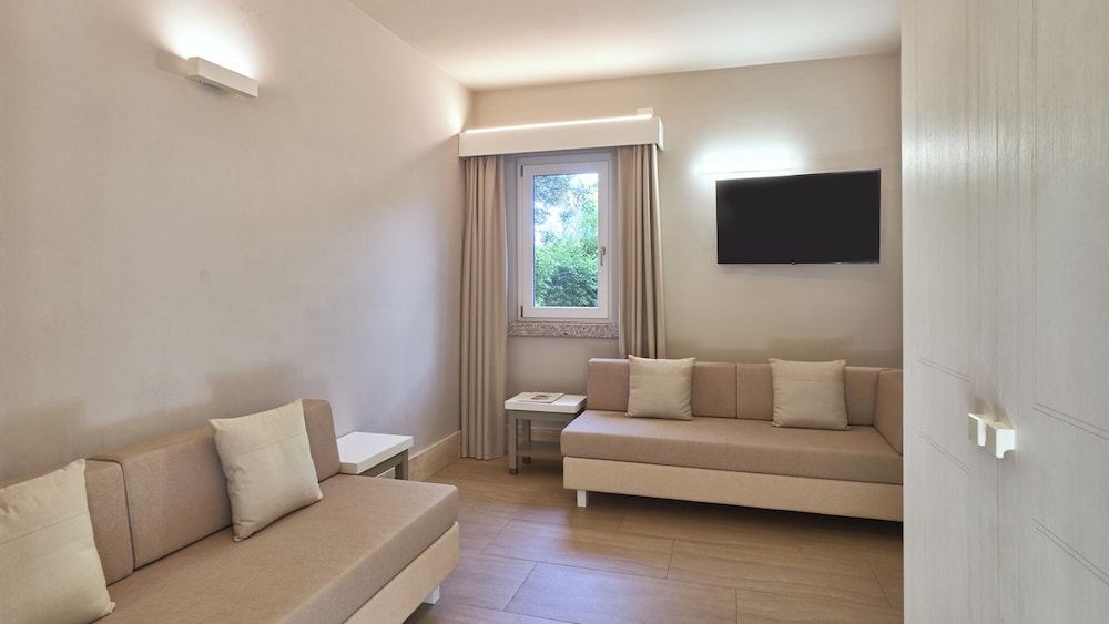 Is Serenas Badesi Resort 30/50