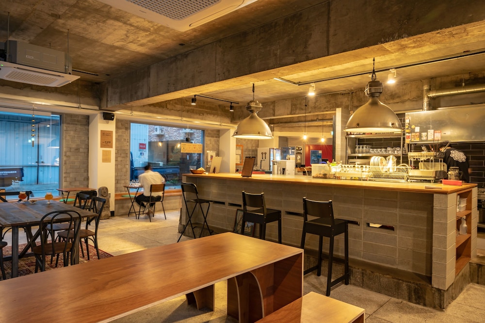 Mireuk Mireuk Beer Hostel 32/42