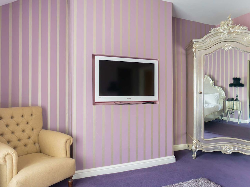 Hotel Wrexham 30/50
