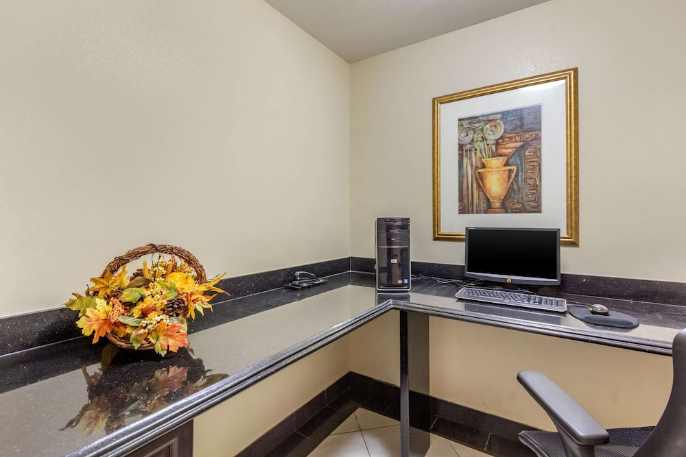 Sleep Inn & Suites Jacksonville West photo2