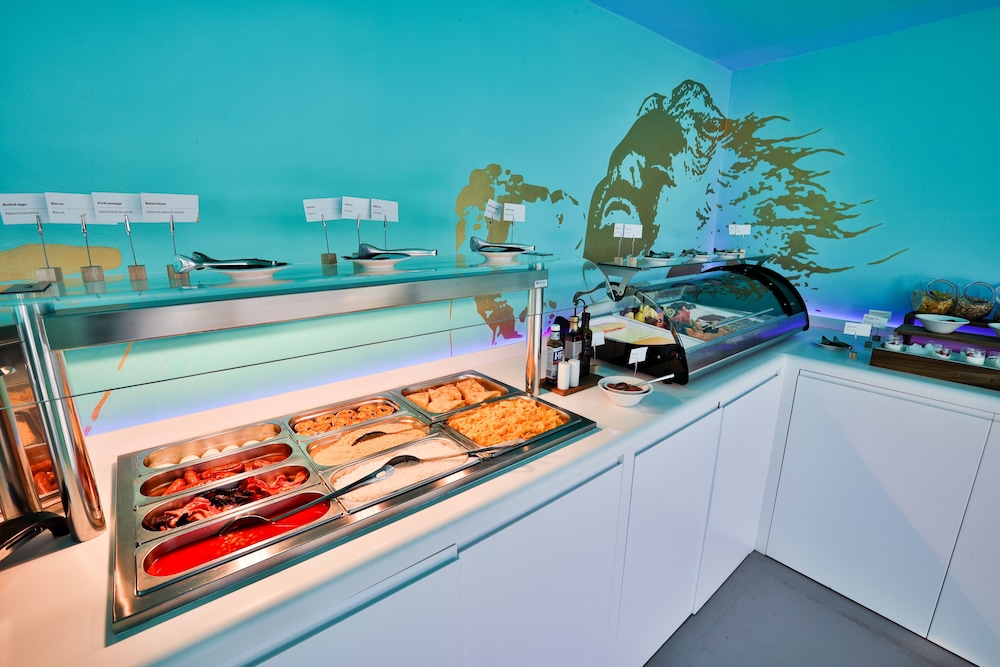 AMA Ibiza Beachfront Suites - Adults Only 3/64