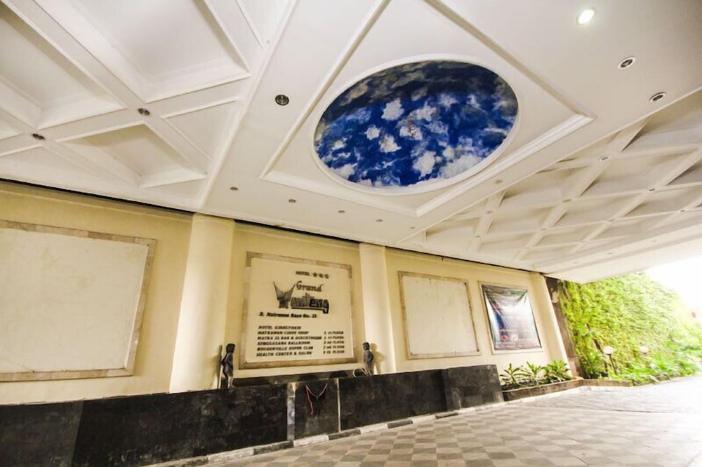 Grand Menteng Hotel 11/50