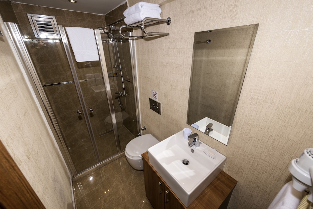 B Guest Hotel 29/66