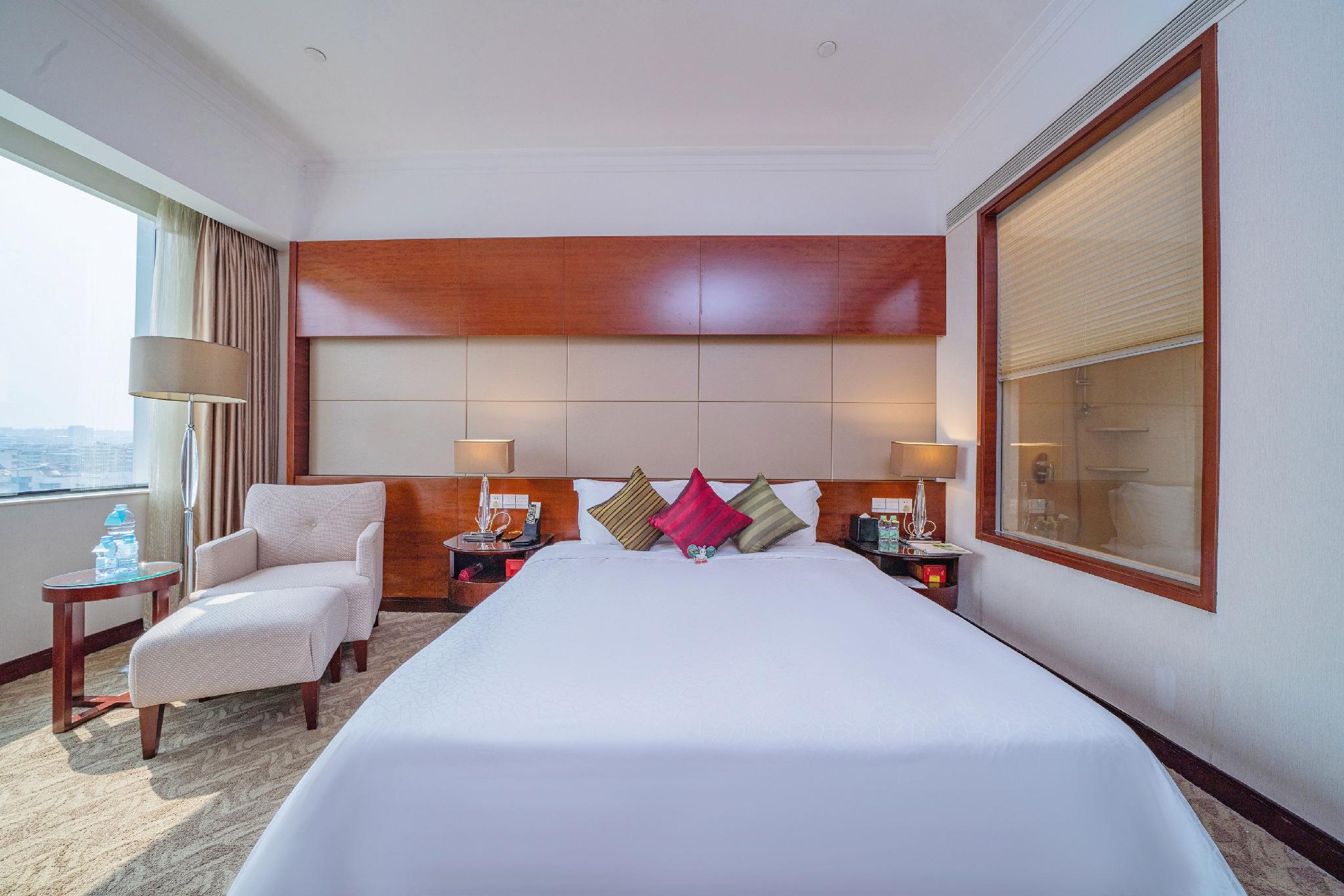 Golden Bay International Hotel 5/21