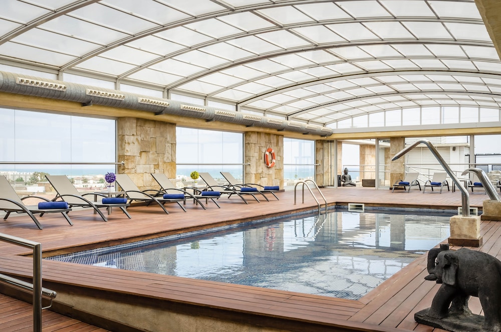 Dorma Cunit Suites & SPA 46/60