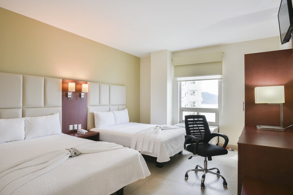 Av Inn Hotel 26/67