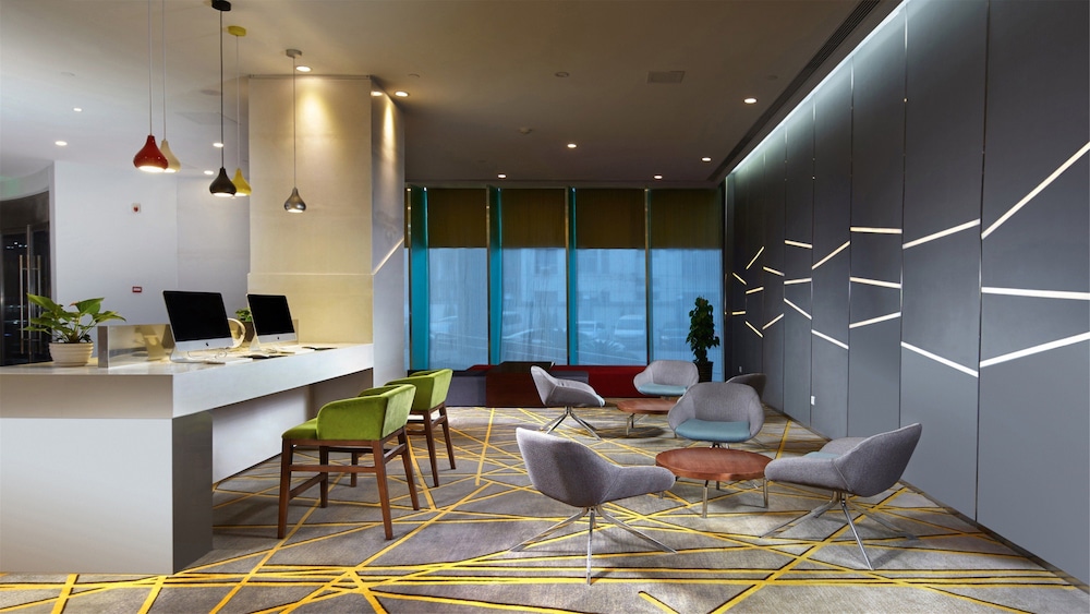HOLIDAY INN EXPRESS HEFEI DOWNTOWN 52/80