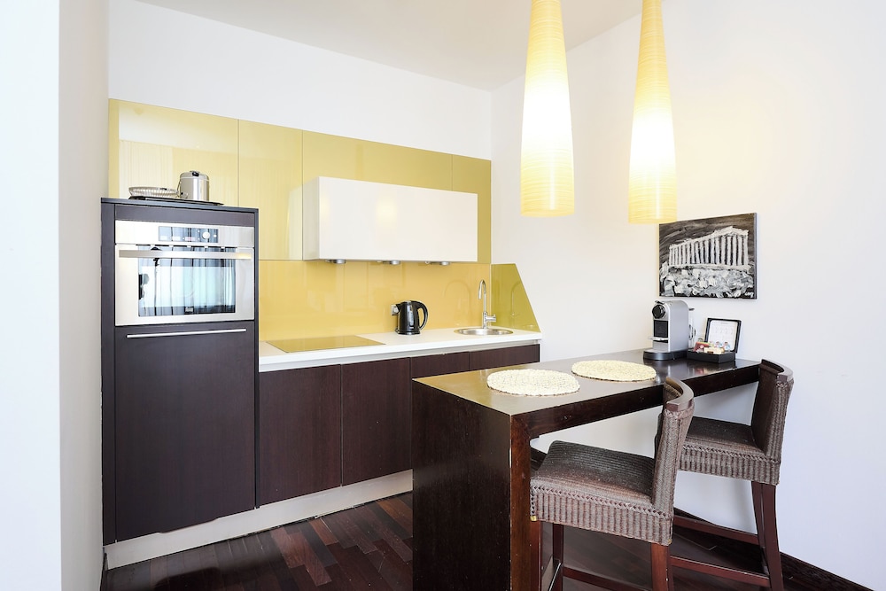MyPlace Premium Apartments - City Centre 65/73