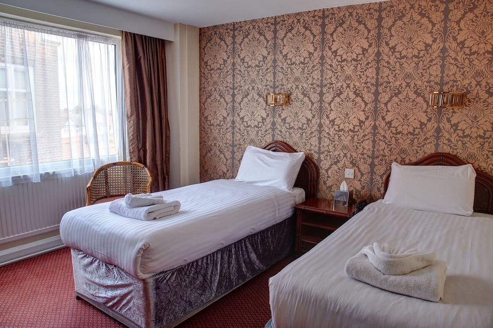 Orwell Hotel 30/67