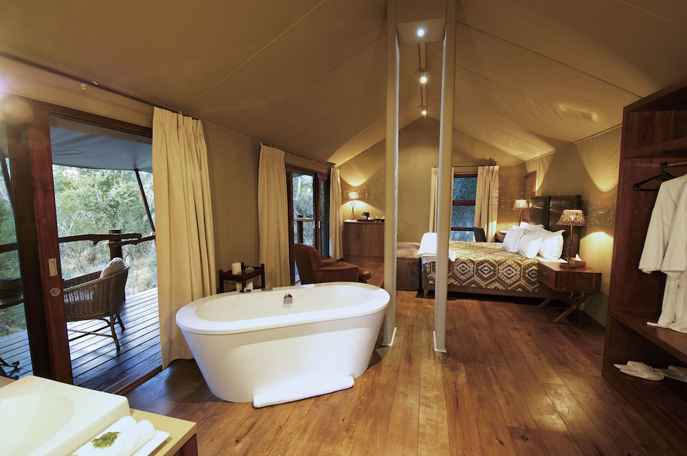 Kapama Buffalo Camp 35/37