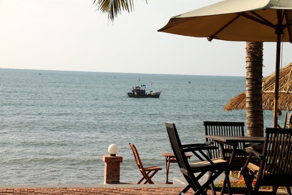 Lotus Village Resort 23/38