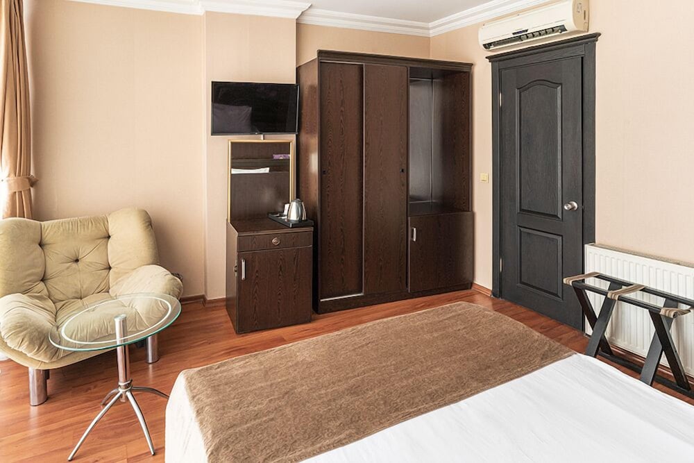 Pamuk City Hotel 40/50