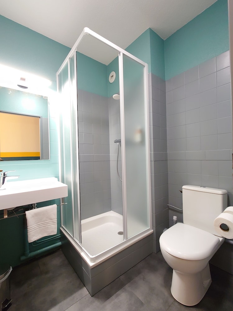 greet hotel Grenoble Centre Gare 56/60