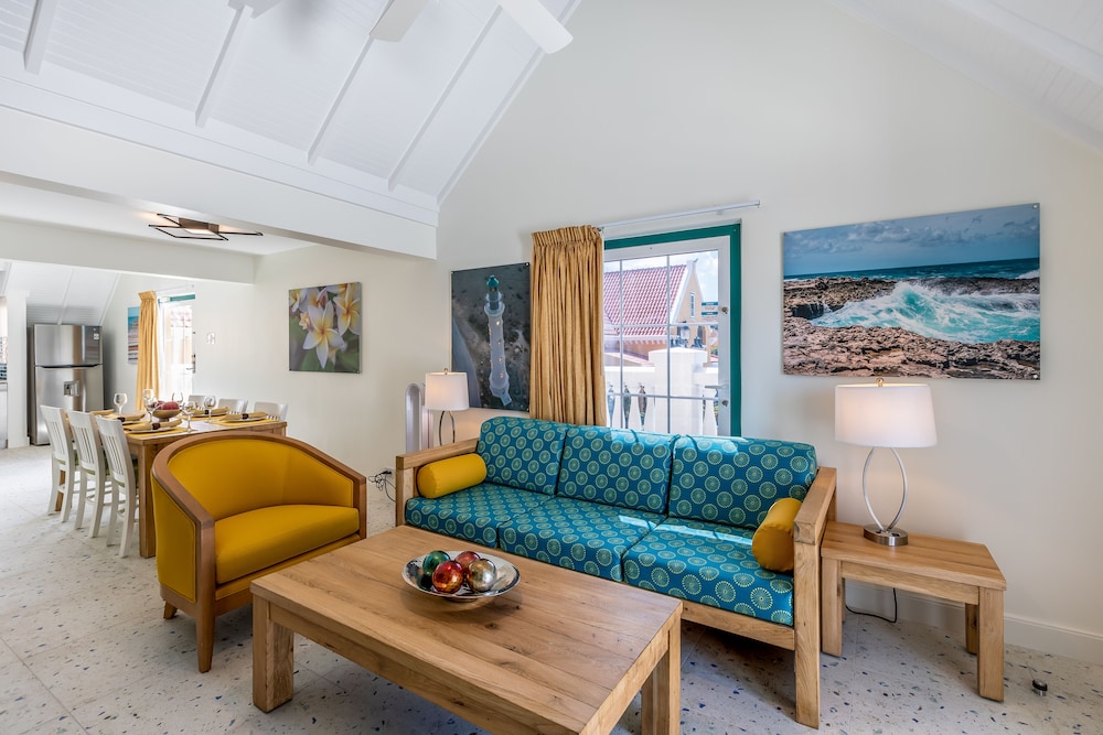 Amsterdam Manor Beach Resort 44/72