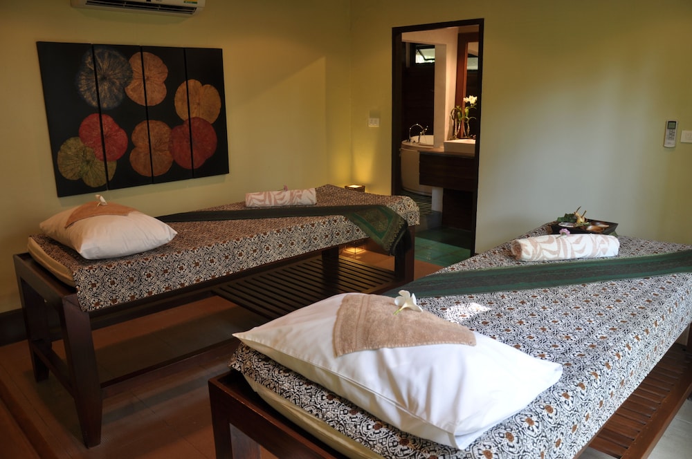 Khaolak Wanaburee Resort 46/73