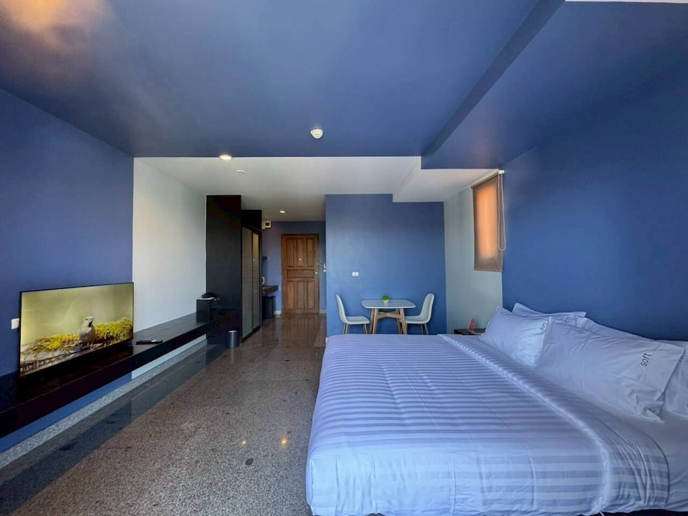 iCheck inn Phuket Town 52/96