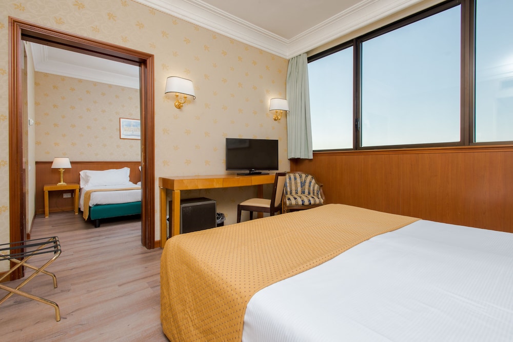 Hotel The Brand 18/64