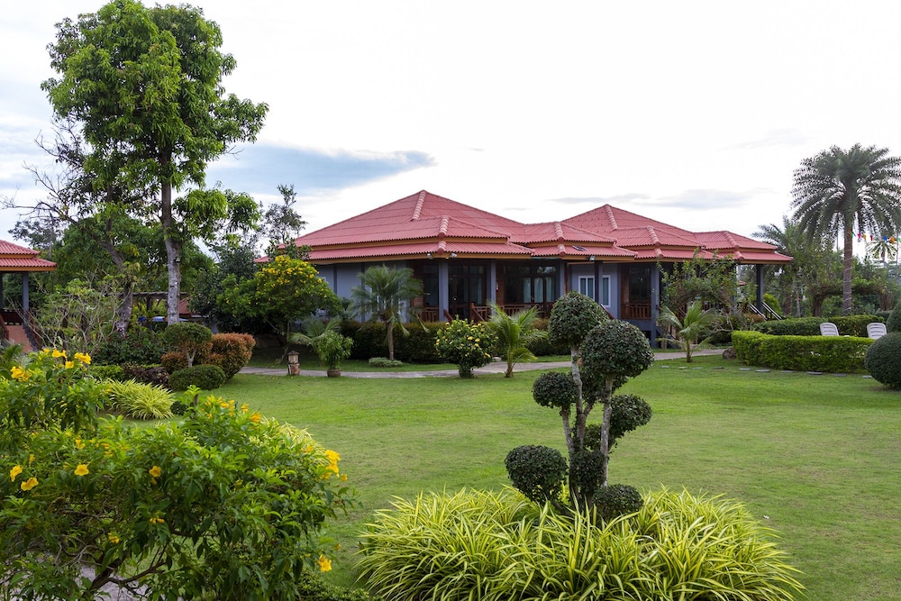 Lanta Lapaya Resort 54/59