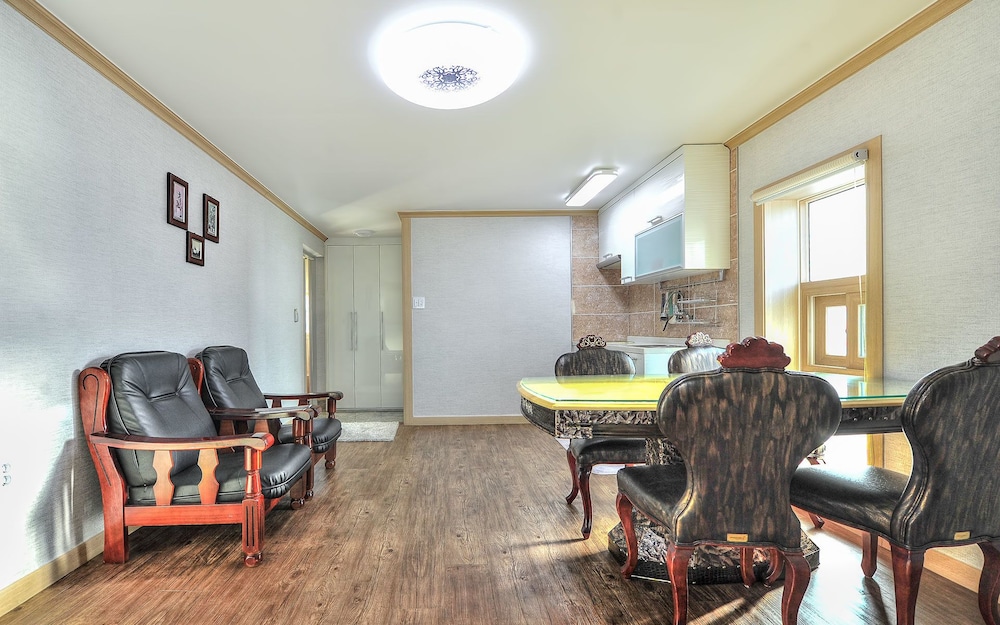Sokcho Esher House Pension 22/34