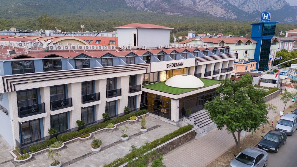Dedeman Kemer Resort 6/50