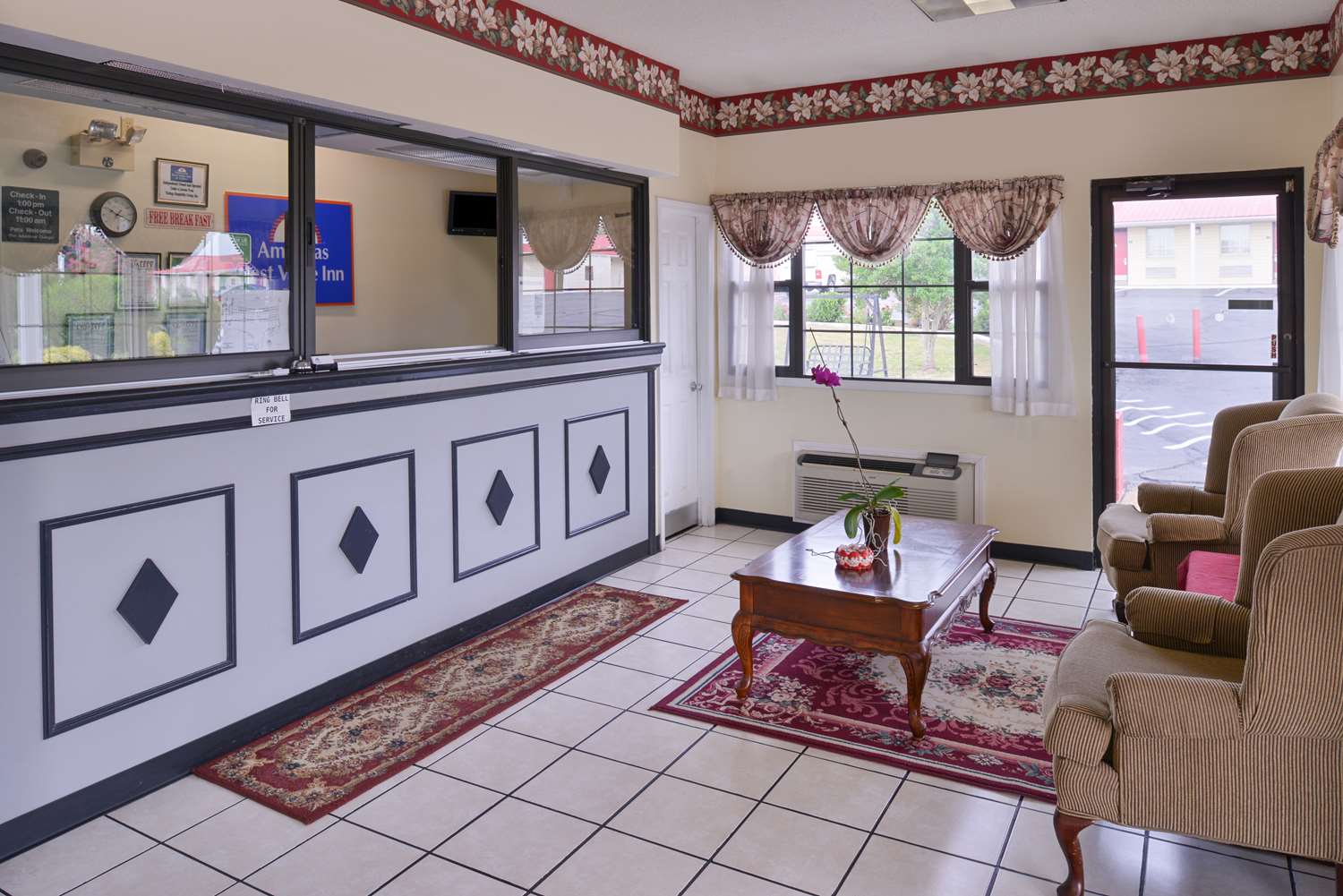 Americas Best Value Inn Wildersville 12/35