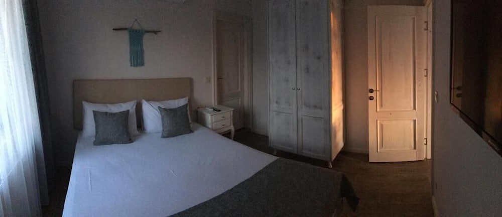 Kale Motel 3/43